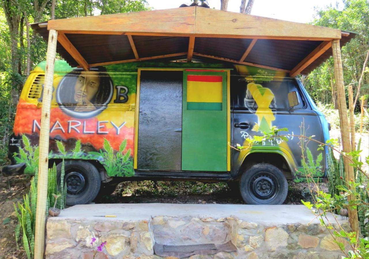 Kombi Camping Hostel